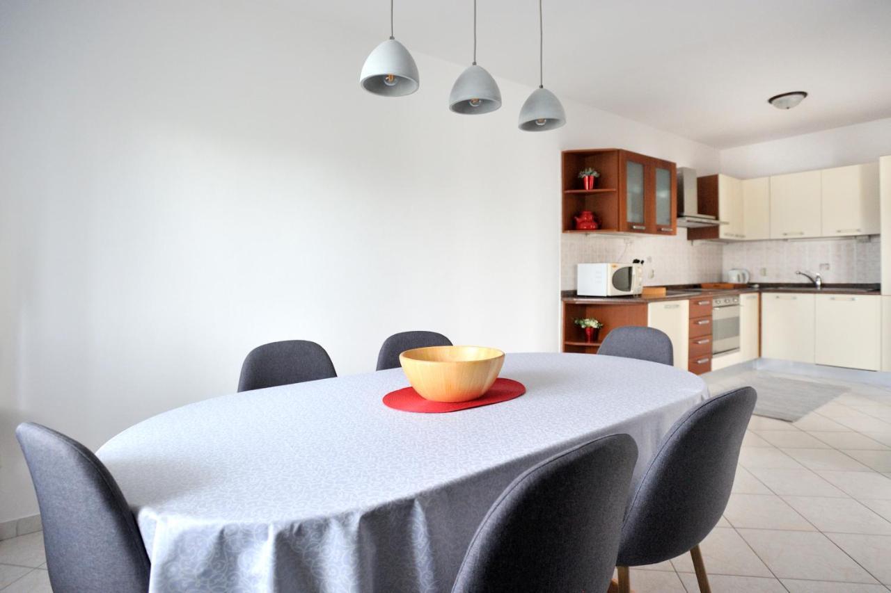 Apartment Vinja Porec - Privat Garden - Whirlpool Extérieur photo