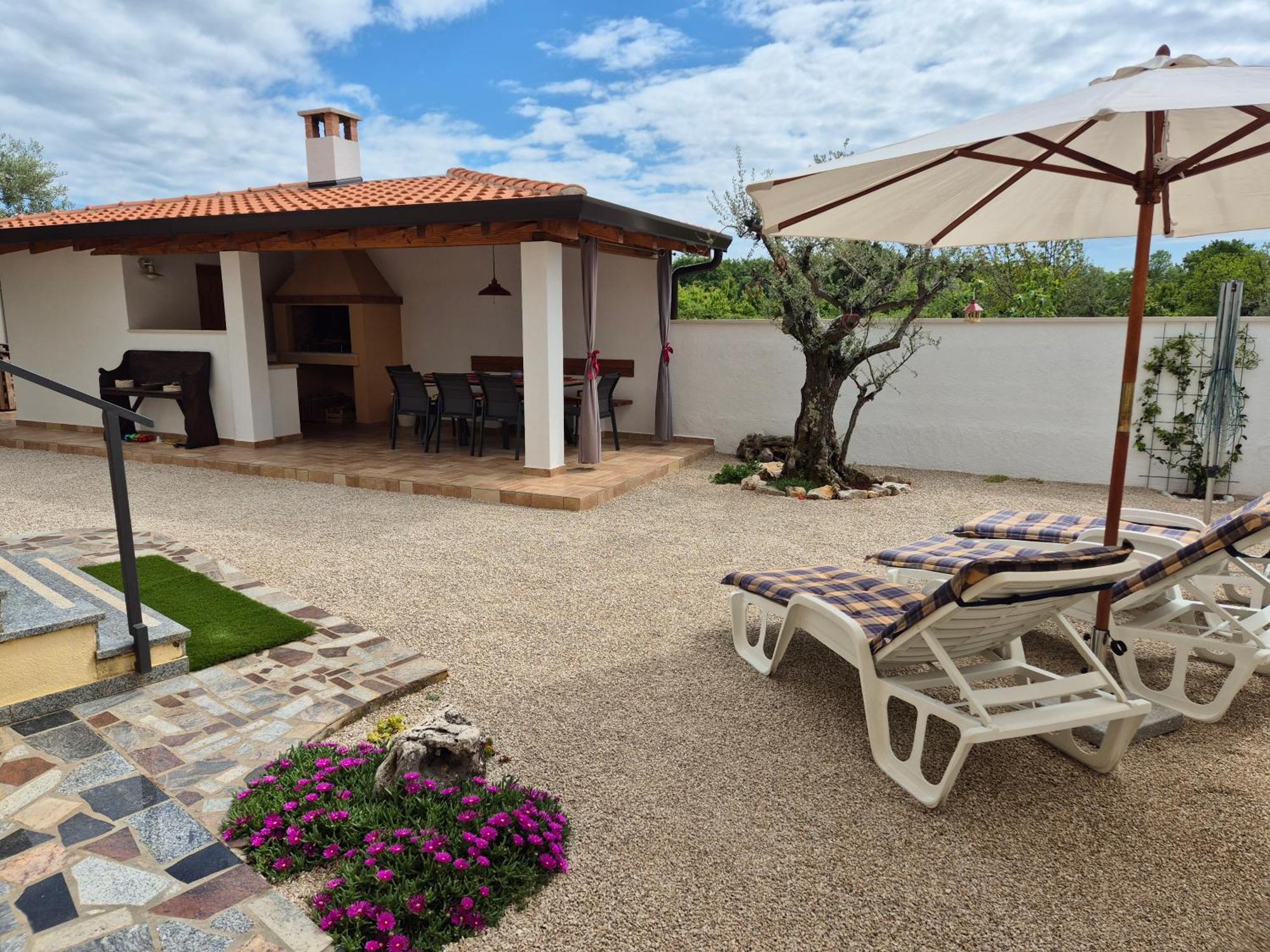 Apartment Vinja Porec - Privat Garden - Whirlpool Extérieur photo