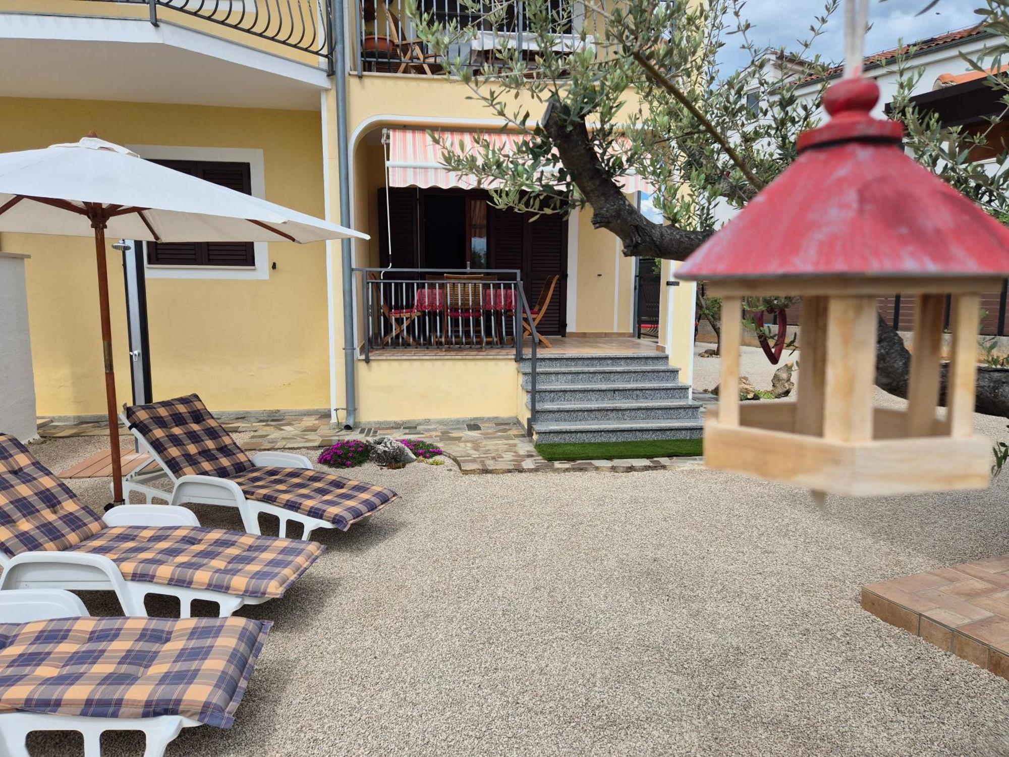 Apartment Vinja Porec - Privat Garden - Whirlpool Extérieur photo